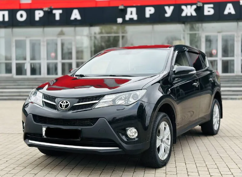 Toyota rav4 официал! 2013г бензин 2.0 автомат максимальная комплектация!!! 123 родного пробега!!! автомобиль не требует вложений! есть все для комфортного вождения!! без ключевой доступ, старт/стоп, салон кожа, электро регулировка сидений, подогрев сидений, парктроник, камера заднего вида, монитор, электро багажник, климат/контроль, круиз/контроль, мульти руль, и многое другое…. . с документами полный порядок!!!! переоформление в мрэо!! цена 1,595❗️цена на два дня!!!!!!!!!!!!! все вопросы по тел +79494681080 - фотография - 7