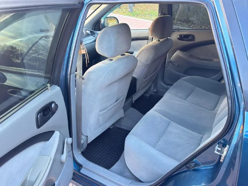 Продам автомобиль в хорошем состоянии без дтп кузов весь в родной краске за исключением двух деталий мотор коробка работает как положено масло не берет не дымит салон в также в отличном состоянии пробег родной. комплект зимних колес в подарок. остальные вопросы по телефону. собственник! 🚗марка шевроле лачетти ⚙мотор 1.6 бензин 📦коробка механика 🏃‍♂‍➡пробег 220 тысяч км 📅год выпуска 2008 💶цена 610 тысяч рублей ☎тел +79497257498 - фотография - 9