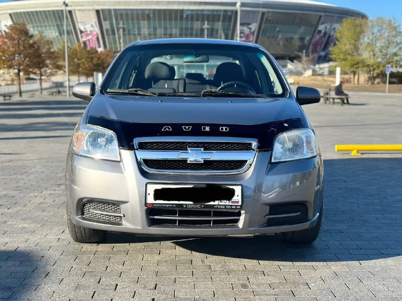 Продам chevrolet aveo, 2010 года, автомобиль с самой лучшей связкой 1,4 ecotec ( маленький расход и хорошая динамика ) + классический автомат aisin, автомат переключает плавно, мотор работает хорошо, надежный, неприхотливый и недорогой в обслуживании авто, мотор без турбин, атмосферник, автомобиль на r15 дисках, комплектация : кондиционер ( заправлен работает отлично ), печка также работает хорошо, стеклоподъемники работают, задние парктроники, магнитола с блютусом, aux. usb, автомобиль прошел полную химчистку салона, 3 - фазную полировку кузова, кузов выглядит хорошо, салон также целый, не затертый, автомобиль юридический чист, цена 530 000 город донецк, +79493303716 покупайте авто у проверенных продавцов, смотрите мой профиль телеграм (+79493303716) там все отзывы моих клиентов, всем добра 🤝✅ 📲 tg: ivan galchenko 📞 звоните: +7(949)3303716 - фотография - 3