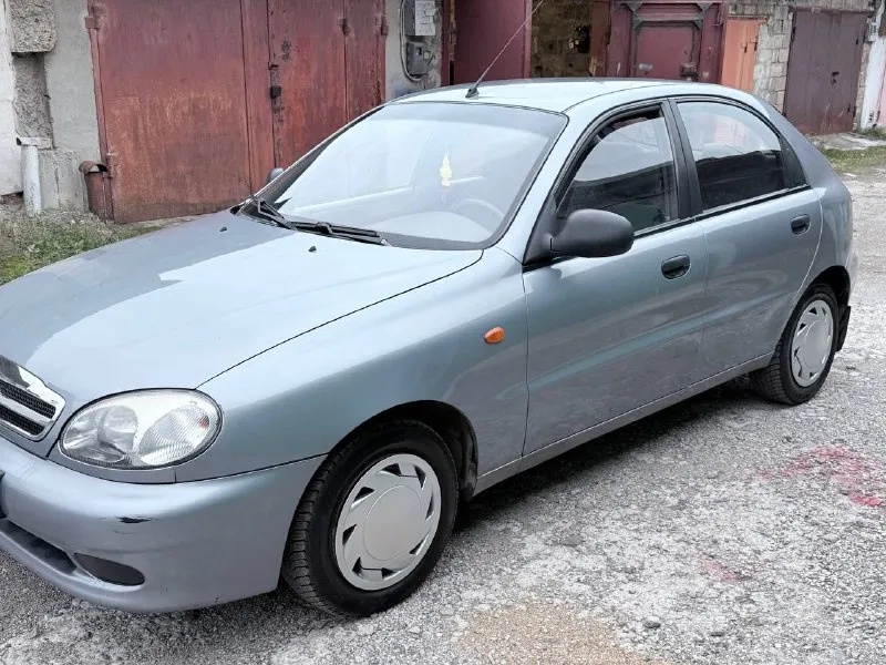 Zaz chance ( ланос ) 1.5 se 2010г выпуска автомобиль с родным пробегом 130т км 2 хозяина в отличном состоянии гидроусилитель руля подушка безопасности стеклоподъемники техника автомобиля на 5+ замена грм помпы всех роликов 3т назад стекла все родные включая лобовое салон в отличном состоянии днище стаканы целые. птс оригинал любое оформление резина новая зима липучка цена 285.000р +79494143810 донецк 📲 tg: н н 📞 звоните: +7(949)4143810 - фотография - 3