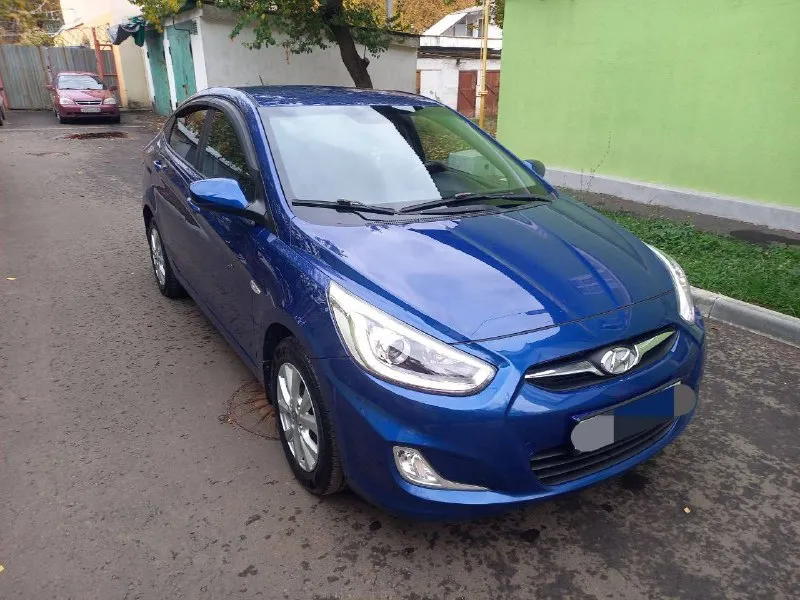 Hyundai солярис 2013 года выпуска декабрь авто в отличном состоянии, вложений не требует. в родном о... - фотография