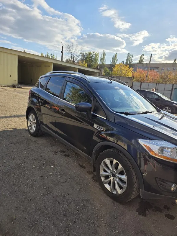 Марка/модель ford kuga цена 1 000 000р город стаханов год выпуска 2008г пробег 243 000 объём двигателя 2.0 топливо дизель кпп механика отличная для своих лет. возможен торг. обмен с вашей доплатой или ключ на ключ номер тел: +79591682148 telegram @gatta110 вопросы писать 👤 📞 звоните: +7(959)1682148 - фотография - 3