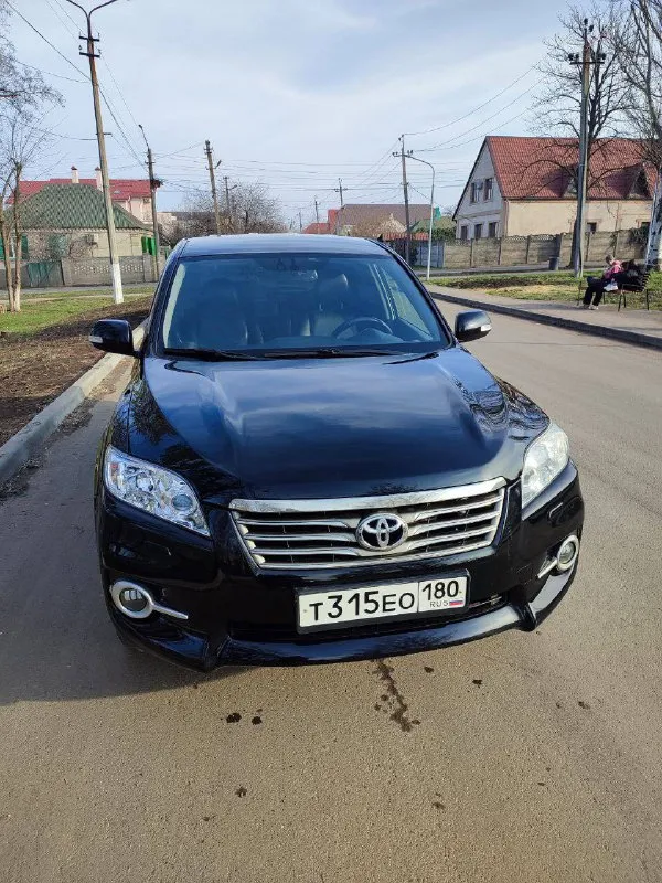 Продам toyota rav 4 2011 года выпуска. пробег 218000 машина в хорошем техническом состоянии. максима... - фотография