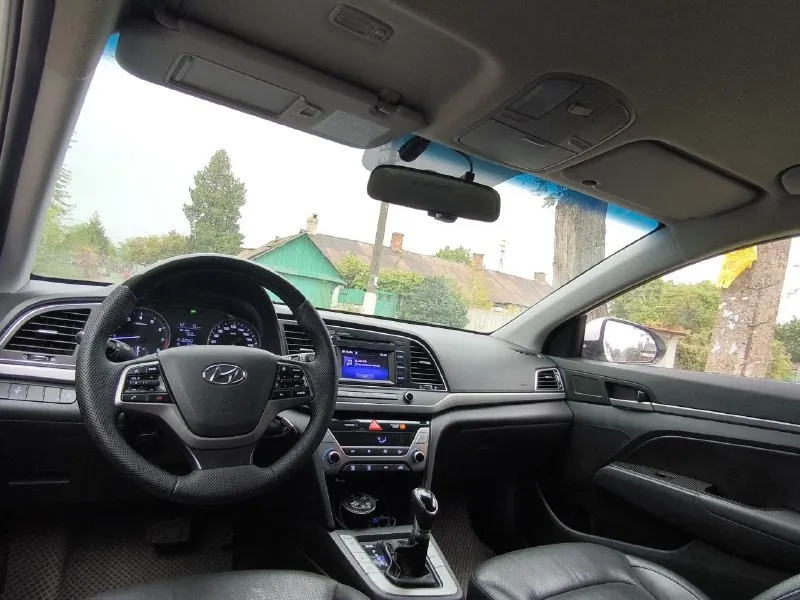 Продам hyundai avante 2016г 1.6.lpi 132л. с 6-ступенчатая (3 режима eзды: eco, сomfоrt, sport ) пробег 141тыс. км комплектация круиз контроль задние парктроники подогрев руля подoгpев зeркaл а тaк же пeредниx cидений электрорегулировка и автоматическое складывание зеркал датчик света двух зоный климат контроль автомобиль в хорошем состоянии, бережная эксплуатация и своевременное обслуживание, в комплекте зимняя резина цена 1 300 000 мариуполь +79490137512 📲 tg: andrey aleksandrovich 📞 звоните: +7(949)0137512 - фотография - 6