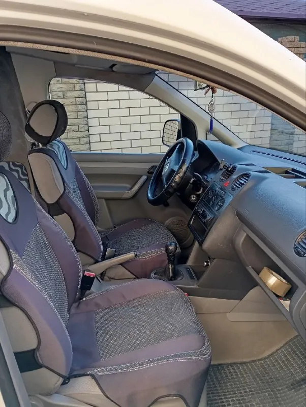 Продам volkswagen кадди.2005 года. 1.9 турбо дизель. Двигатель после кап. Ремонта, поменял вакуумный насос, радиатор, каропку передач, машина в хорошем состоянии без ражаачины, ходовая в норме. Второй хозяин с 2009 года. Документы в норме. Машина была в хорошем обслуживание.
Цена 700 руб.
+79497194690
+79497194689
Машина мариуполь.
📲 Tg: олечка
📞 Звоните: +7(949)7194690 - фотография - 7