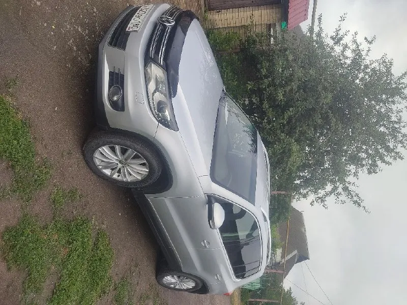 Продаю volkswagen tiguan 2.0 tsi at 2011г. , 170 л. С. , акпп, 4wd, пробег 225 000км. Автомобиль в хорошем техническом и внешнем состоянии. Подогрев сидений. Парктроники. Заводской ксенон с адаптивной оптикой. Мультимедиа мп3, aux, cd. Круиз-контроль. Мульти-руль. Двухзонный климат контроль холодит отлично, печка греет. Стеклоподъемники на все двери. Электрорегулировка и обогрев зеркал заднего вида. Датчик дождя и света. Работает каждая кнопка. Два комплекта резины литые диски лето, зима штампы с оригинальными колпаками. Приезжайте смотрите все расскажу. Разумный торг уместен. Перекупов и салоны просьба не беспокоить. Цена 1150000₽. Телефон +7 949 385-14-76
📞 Звоните: +7(949)3851476 - фотография - 3