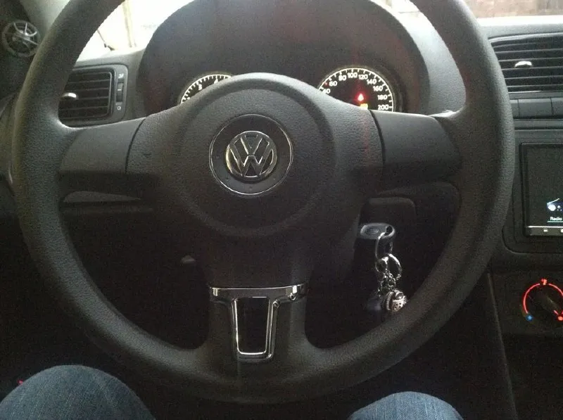 Декоративная хром накладка на руль (нижняя) для vw:
- Golf 6/jetta 5-6/polo/polo sedan/touran/caddy и др модели vw.
В комплекте 1 накладка.
Крепление на двухсторонний скотч.
Цена: 250 рублей. 📞 +7-949-418-56-55
📲 Tg: dn
📞 Звоните: +7(949)4185655 - фотография - 1