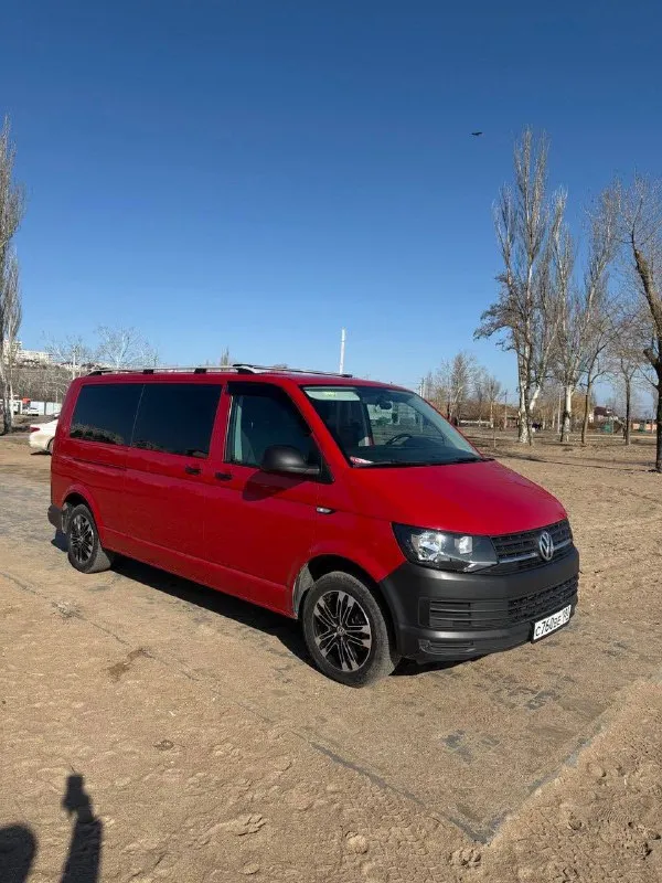Продам volkswagen транспортер т6 год 2019 пробег 145000 км двигатель 2,0 топливо кпп автомат пассажи... - фотография