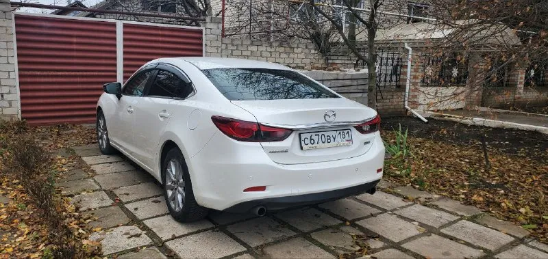 Продам mazda 6, автомобиль 2014 года выпуска. двигатель 2.0 150 л. с. техническая часть без нареканий. очень надёжный и комфортный седан. у автомобиля прекрасная управляемость и красивый дизайн. за всё время эксплуатации всего 2 владельца. хорошая комплектация: автомат, двухзонный климат-контроль, все электростеклоподъемники, противотуманные фары, подушки безопасности, усилитель руля, авs, система стабилизации, мультируль, круиз контроль, подогрев сидений, электрозеркала с обогревом, аудиосистема, обогрев заднего стекла, датчик дождя и света. цена 1550000р. все вопросы по тел: +79591992229 📞 звоните: +7(959)1992229 - фотография - 4