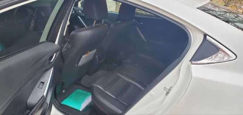 Продам mazda 6, автомобиль 2014 года выпуска. двигатель 2.0 150 л. с. техническая часть без нареканий. очень надёжный и комфортный седан. у автомобиля прекрасная управляемость и красивый дизайн. за всё время эксплуатации всего 2 владельца. хорошая комплектация: автомат, двухзонный климат-контроль, все электростеклоподъемники, противотуманные фары, подушки безопасности, усилитель руля, авs, система стабилизации, мультируль, круиз контроль, подогрев сидений, электрозеркала с обогревом, аудиосистема, обогрев заднего стекла, датчик дождя и света. цена 1550000р. все вопросы по тел: +79591992229 📞 звоните: +7(959)1992229 - фотография - 6