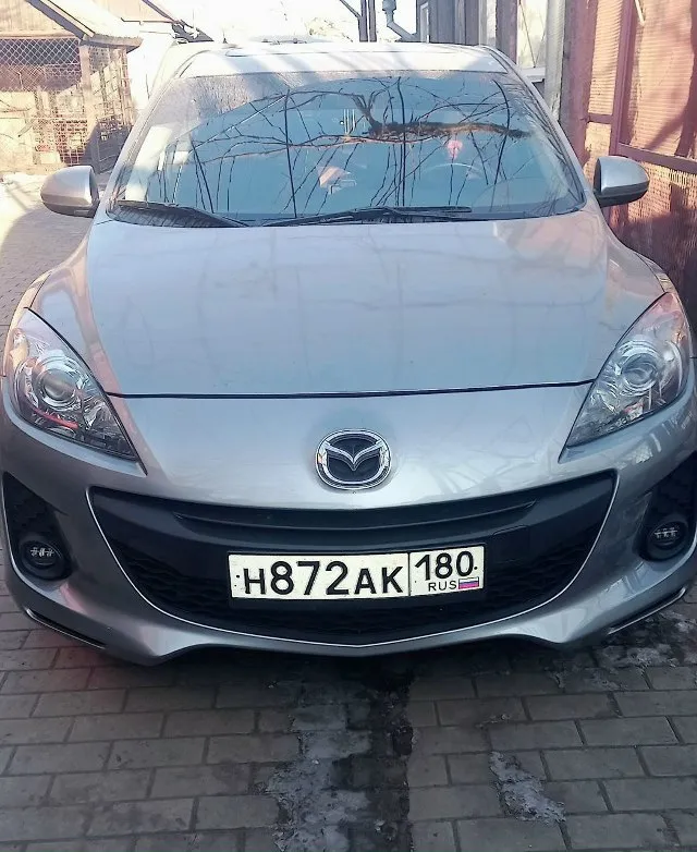 Mazda 3 bl 2010 г. в. мотор 2.5 пробег 170 тыс. акпп салон - кожа музыка bose люк климат контроль 2 -х зонный круиз- контроль подогрев сидений электро регулировка сидения сигнализация bluetooth, громкая связь новая резина r 16 цена: 1🍋 +79495609502 📞 звоните: +7(949)5609502 - фотография - 3
