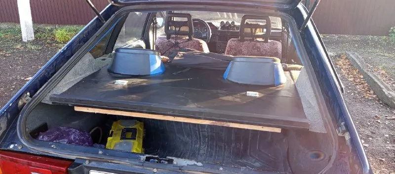 Азлк 2141 1989г, двс 1,8 узам, пробег после капиталки 10000км, газ-бензин, газ вписан. 175 тр. +79493406337 📞 звоните: +7(949)3406337 - фотография - 2