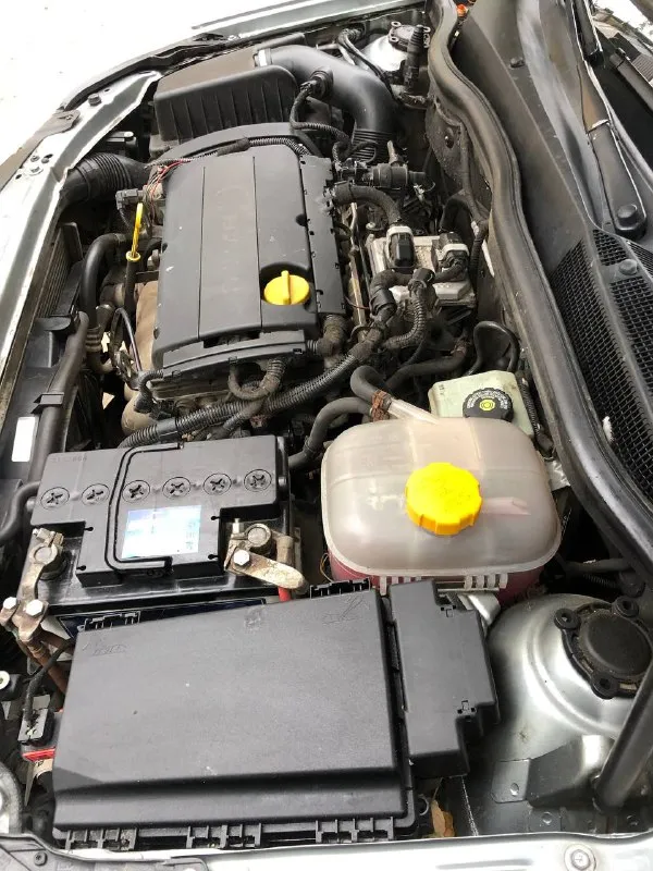 Продам opel астра h рестайлинг комплектация космо 2012 года. пробег: 204.т/км двигатель 1.6 машина в хорошем состоянии, по кузову без корозий и жучков. дно пороги целые. коробка работает идеально без хрустов и вылетов. в комплектация: датчик света, датчик дождя, круизконтроль, партронник, подогрев сидений, подогрев лобового, серворуль, мульти руль. подогрев зеркал и заднего стекла. двигатель работает тихо масло не ест вообще. в целом машина вложений не требует. переоформление без проблем, машина на мне учёт мариуполь. цена:670т. руб тел+79499849262 тел+79497393426 📞 звоните: +7(949)9849262 - фотография - 5