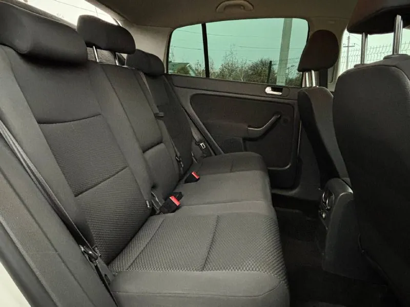 Продам  volkswagen golf plus
Год выпуска 2013
Объем двигателя 1.6
Коробка автомат
Родной пробег 168.000км, без дтп, 2 хозяина

Комплектация
Стоит штатная мультимедия,
4 Электро стёклаподъемника,
Подогрев сидений, двух зоный климат контроль,
Подогрев заднего/переднего лобового и зеркал, abs/esp, электро регулировка складывания боковых зеркал! Датчики дождя, датчики света система адаптивного освещения (afs) хорошая  акустика,
Сигнализация, центральный замок, в автомобиле есть все для комфорта,

По кузову рыжиков и вздутия нет, от слова совсем!
Мотор, коробка в отличном  состоянии  машина полностью обслужена от и до вложений не требует от слова совсем,
Ходовая часть, масла, фильтра, недавно были обслужены полностью,
Салон в отлично сохранилась, работает каждая кнопочка!
По документам полный порядок, любой вид оформления!
По запросу скину видео обзор.

Цена 880.000.р
Г. Донецк

Номер телефона
+7949-564-47-36
+7949-620-99-74 - фотография - 9