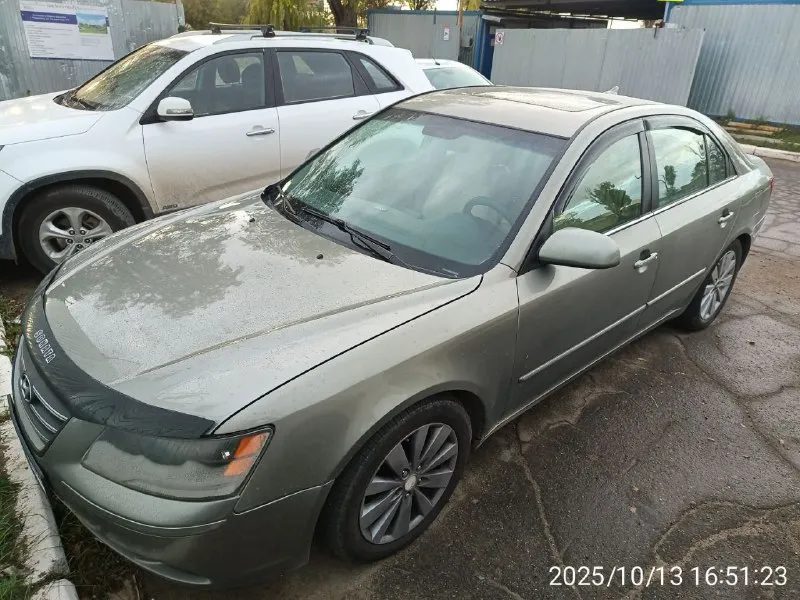 Продам авто, hyundai sonata (американка) 2.4 газ-бензин, 2009 год, состояния технически на твердую 4, по ходовой части вопросов нет, есть не значительные нюансы. цена 650 тыс. руб +79497527970 - фотография - 1