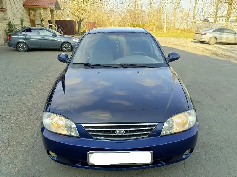 Продам kia spectra 2008года! пробег 267тыс. в отличном состоянии вложения не требует! все работает! кузов без дтп, без гнили и ржавчины, днище пороги стаканы целые! двигатель масло не ест не дымит работает ровно! коробка не хрустит не выбивает! ходовая часть без нареканий, не стучит не гремит! салон чистый. полная комплектация: гур, кондиционер ( работает отлично), 4 стеклоподъёмника, эл. зеркала с подогревом, сенсорная магнитола с камерой заднего вида, сигнализация, литые диски и т. д. документы в полном порядке без штрафов арестов и ограничений! цена 365 тыс. рублей. тел: +79495589051 осмотр донецк! - фотография - 2