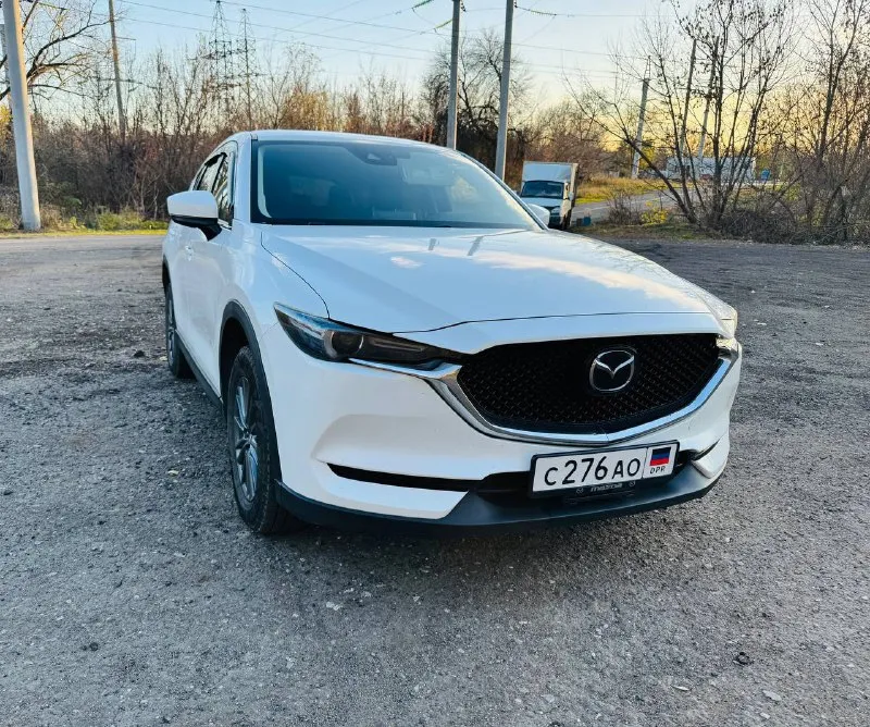 Продам mazda cx-5 touring 2019 была пригнана в 22 году и находилась в одной семье. полный привод пробег 130 000 км. двигатель 2.5 атмосферный коробка автомат aisin 6 ст. бесключевой доступ удержание в полосах, слепые зоны адапнивный круиз контроль кожаный салон уже на зимней резине стоимость 2 350 000 торг +7 949 404 35 31 андрей - фотография - 2