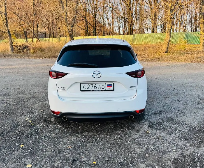 Продам mazda cx-5 touring 2019 была пригнана в 22 году и находилась в одной семье. полный привод пробег 130 000 км. двигатель 2.5 атмосферный коробка автомат aisin 6 ст. бесключевой доступ удержание в полосах, слепые зоны адапнивный круиз контроль кожаный салон уже на зимней резине стоимость 2 350 000 торг +7 949 404 35 31 андрей - фотография - 5