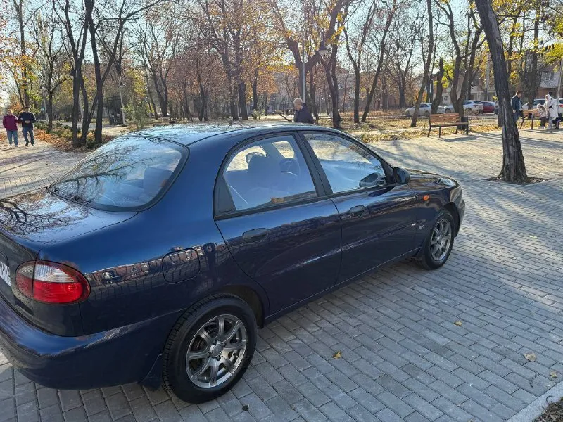 Продам daewoo lanos (поляк) 2007 года выпуска авто в отличном состояние!самая полная комплектация sx(гур, кондиционер,2 стеклоподъемника, abs) 1.6 работает отлично, масло не ест. коробка без нареканий. кузов без ржавчины и коррозии. все силовые агрегаты целые! салон опрятный, не прокурен. красивые титаны на хорошей резине. музыка aux и bluetooth юридически чист, любое переоформление донецк 340.000 +79495097888 📲 tg: дешевые колеса 📞 звоните: +7(949)5097888 - фотография - 3