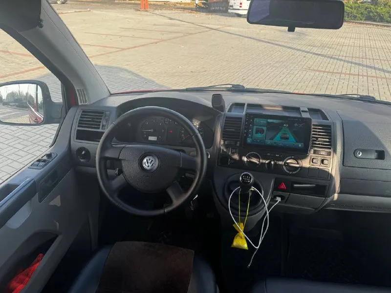 Volkswagen transporter t5 2008 год 2.5 полный привод пробег 120.000км (двс контрактный вписан в птс) механика 6-ст мест 8+1 длинная база кондиционер мультимедиа стеклоподъемники сигнализация с автозапуском кузов без рыжиков и прочих изъянов обработана и обезшумлена резина зимняя новая технически обслужена на уверенном ходу автомобиль личный в перевозках не участвовал!!! цена 1.500.000₽ тел. +79493903042 telegram +79930811808 📲 tg: александр 📞 звоните: +7(949)3903042 - фотография - 8