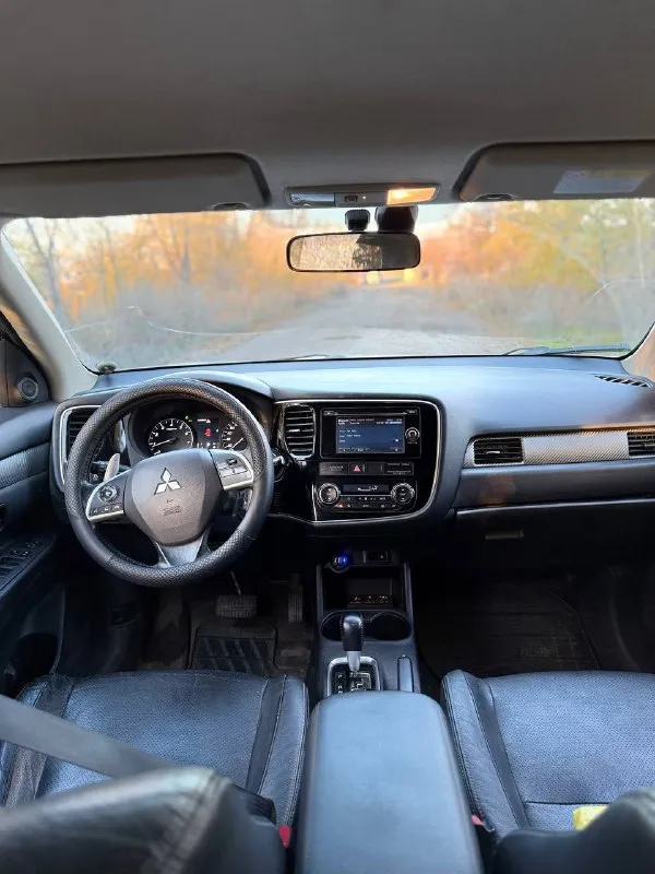 Продам mitsubishi outlander 2014 г. выпуска, пробег 178 тыс. км, 2.4 л. , газ/бензин, коробка автомат, полный привод цена 1.330.000р обмен/кредит донецк/макеевка +7 (949) 310-02-85 📲 tg: гранд мастер 📞 звоните: +7(949)3100285 - фотография - 8