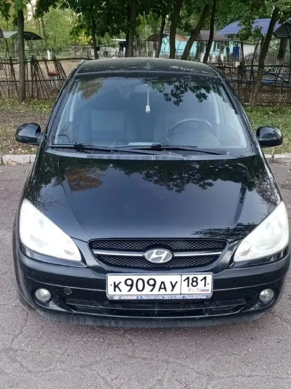 Продам hyundai гетц, 2005 года, двс 1.4, мкпп, сигнализация, центральный замок, 4 стеклоподъёмника, кондиционер заправлен дует холодным, подогрев передних сидений, обогрев заднего стекла, регулировка водительского сиденья по высоте, установлена дополнительная противоугонная система в виде блокировки кпп, двигатель, кпп, ходовка все в норме, чистый ухоженный салон без дыр затертостей, царапин и т. д., кузов без дырок и рыжиков, имеются не значительные вреиенные коцыки по кузову, цена 550 т. р., торг, +79591022884 📞 звоните: +7(959)1022884 - фотография - 1