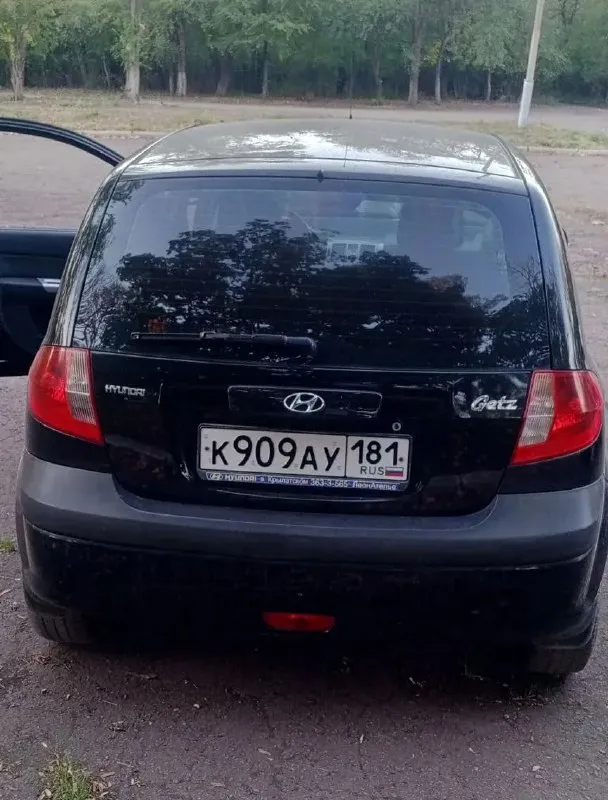 Продам hyundai гетц, 2005 года, двс 1.4, мкпп, сигнализация, центральный замок, 4 стеклоподъёмника, кондиционер заправлен дует холодным, подогрев передних сидений, обогрев заднего стекла, регулировка водительского сиденья по высоте, установлена дополнительная противоугонная система в виде блокировки кпп, двигатель, кпп, ходовка все в норме, чистый ухоженный салон без дыр затертостей, царапин и т. д., кузов без дырок и рыжиков, имеются не значительные вреиенные коцыки по кузову, цена 550 т. р., торг, +79591022884 📞 звоните: +7(959)1022884 - фотография - 7