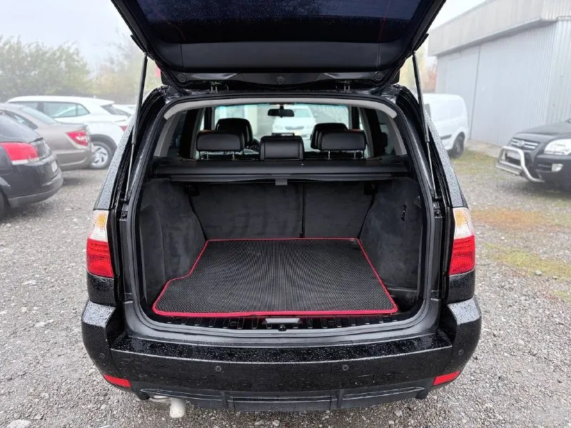 Продам bmw x3 e83 рестайлинг 2009г. 2л (179 л. с.) коробка автомат полный привод xdrive ☎ +7949-634-22-65 автомобиль в отличном состоянии. кузов без дефектов и ржавчины. два передних крыла косметический окрас, остальное в заводском. крылья красили в дорогом сервисе, 60 тыс. руб. за деталь, покрашено отлично. вид имеет шикарный. все детали родные. двигатель, коробка, техника, электрика все работает отлично, без вложений и проблем. недавно проводилась полная диагностика автомобиля, все что требовалось заменено, также везде поменяны жидкости (масла, антифриз, тормозная жидкость, жидкость гур) и фильтра. по электрике все работает, ошибок нет. летом кондиционер дозаправлялся, холодит отлично. печка тоже греет отлично. ❗на выполненные работы есть акты и чеки. хорошая комплектация: кожанный салон, кожаный руль, полный электро-стеклопакет, 10 подушек безопасности, кондиционер, подогрев заднего стекла, парктроники, электро регулировка зеркал, помощь при спуске, датчики 📞 звоните: +7(949)6342265 - фотография - 10