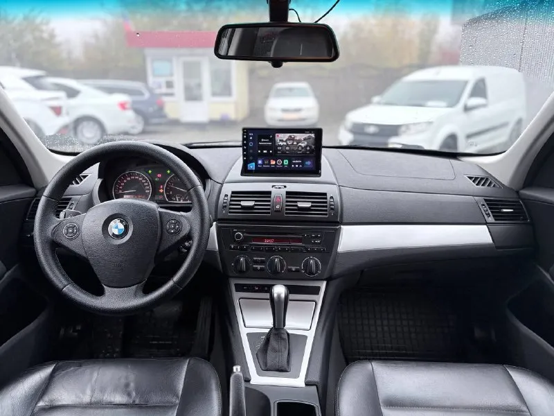 Продам bmw x3 e83 рестайлинг 2009г. 2л (179 л. с.) коробка автомат полный привод xdrive ☎ +7949-634-22-65 автомобиль в отличном состоянии. кузов без дефектов и ржавчины. два передних крыла косметический окрас, остальное в заводском. крылья красили в дорогом сервисе, 60 тыс. руб. за деталь, покрашено отлично. вид имеет шикарный. все детали родные. двигатель, коробка, техника, электрика все работает отлично, без вложений и проблем. недавно проводилась полная диагностика автомобиля, все что требовалось заменено, также везде поменяны жидкости (масла, антифриз, тормозная жидкость, жидкость гур) и фильтра. по электрике все работает, ошибок нет. летом кондиционер дозаправлялся, холодит отлично. печка тоже греет отлично. ❗на выполненные работы есть акты и чеки. хорошая комплектация: кожанный салон, кожаный руль, полный электро-стеклопакет, 10 подушек безопасности, кондиционер, подогрев заднего стекла, парктроники, электро регулировка зеркал, помощь при спуске, датчики 📞 звоните: +7(949)6342265 - фотография - 9