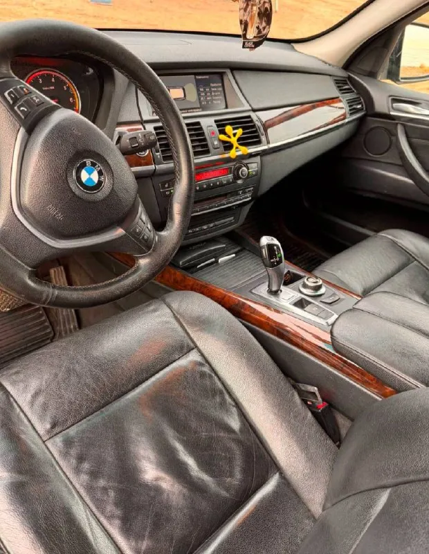 Продажа/обмен bmw x5 e70 год 2007 4.8 бензин автомобиль обслужен, в круг установлены новые тормозные диски и колодки. все жидкости поменяны. хорошая зимняя резина. местный учет. любое переоформление. интересует обмен с вашей доплатой. все вопросы по телефону 📲+79497051149 мариуполь цена 🔥 1.350 000 🔥 📲 tg: @viktoriyamariupol 📞 звоните: +7(949)7051149 - фотография - 8