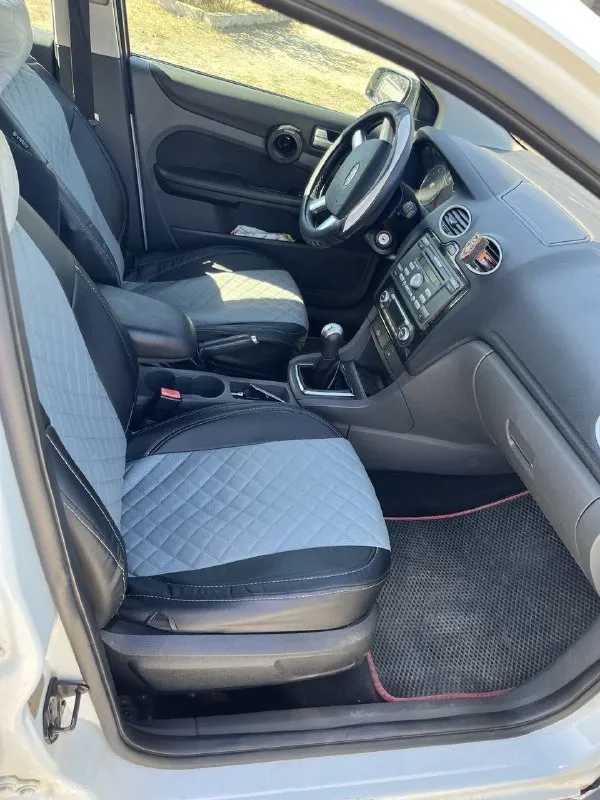 Продам автомобиль в хорошем состоянии! ford 2007 г. 1.8 механика, настоящий пробег 240 000т. бережная и добросовестная эксплуатация! очень многое поменяно за время пользования моим ford. все накладные, чеки, заказ-наряды в наличии. менял всё вовремя. на данный момент вложений не требует! отдам зимнюю резину, новую, проездил полмесяца. летняя резина также почти новая. продавать не собирался, но для семьи нужен автомобиль побольше и вместительнее. кто купит мой автомобиль, будет доволен. также интересен обмен на кроссовер с моей доплатой. цена 550 т, торг уместен +79497218017 - фотография - 3