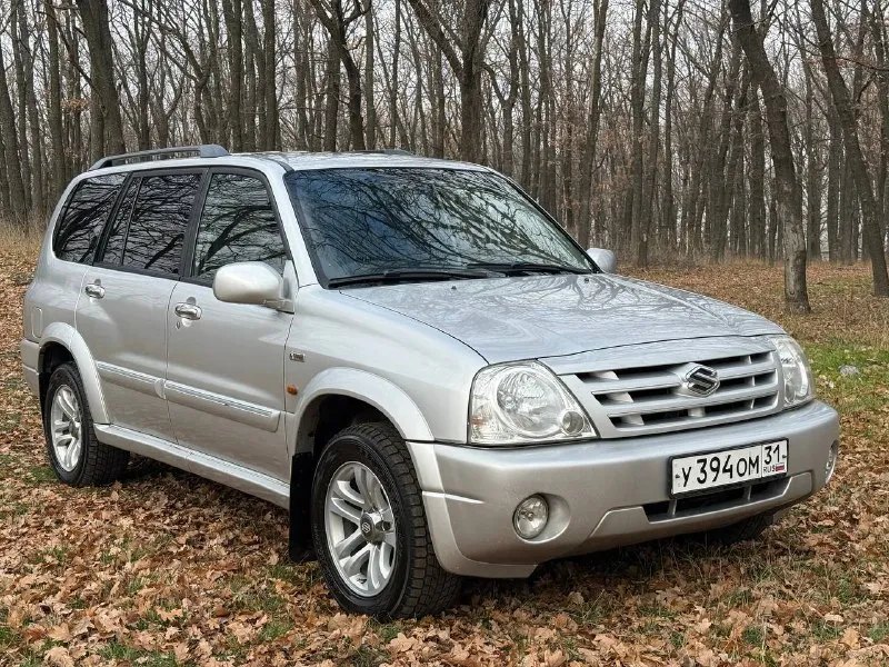 Продам suzuki grand vitara xl-7 (семи местный) рамный внедорожник с подключаемым полным приводом и пониженной передачей. рестайлинг. оригинальный птс, один пожилой собственник. двигатель 2.7-литровый v6, обслужен, работает ровно, ошибок нет, замена цепи производилась весной, попутно новая помпа, термостат, свечи. автомат «aisin» 5-ст, пинков и пробуксовок нет. кузов в заводском окрасе. без дтп. рама целая, номер читается отлично. остекление родное. в данный момент никаких вложений не требуется. салон опрятный, стоят две печки, климат и т. д. цена : 750,000 рублей. обмена и рассрочки нет. территориально находится в г макеевка (центр) контакт №1 : +7(949)-453-12-33 (есть telegram) контакт №2 : +7(951)-767-97-27 (есть whatsapp) - фотография - 5