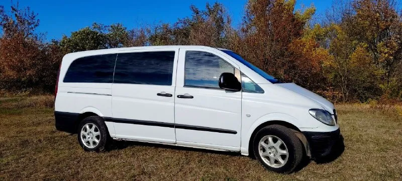 Продам mercedes vito, пассажир заводской 9 мест, год выпуска 2009, 2.2 дизель, мкпп, состояние сел поехал, 2 комплекта колёс на дисках, лето новое, зима с хорошим остатком, 2 ключа, стоимость 1.570🍋 находится в макеевке, вопросы по телефону +79498141149 📞 звоните: +7(949)8141149 - фотография - 2