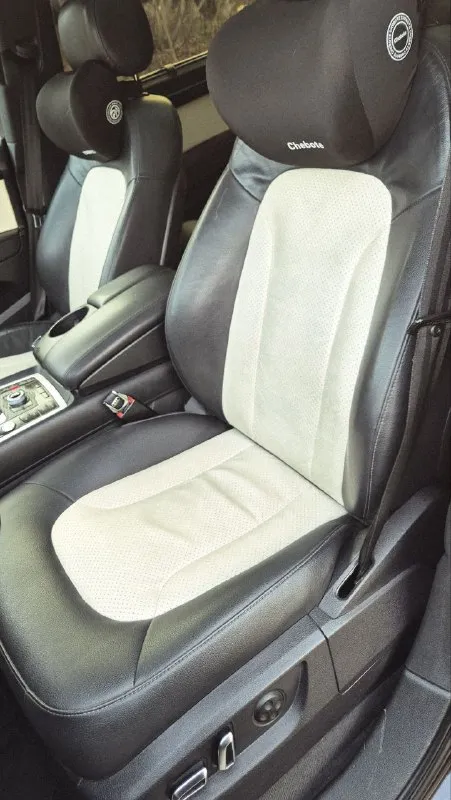 Audi q7 конец 2010 рестайлинг 3.0tdi акпп 8 ст aisin пробег 340т. ухоженный, полностью обслуженный автомобиль в очень хорошей комплектации. и кпп работают отлично, течей масла нет. подвеска на пружинах, сервотроник руля. очень красивый цвет автомобиля с добавлением ксерала и битого стекла, в живую смотрится богаче чем на фото. раздельный задний ряд, капитанские кресла, есть третий ряд сидений. адаптивная, самая топовая оптика с замененными led линзами, подсветка поворотов. заводской s-line, 21 колеса, бесключевой доступ (работает ), панорамная крыша, черный потолок, подогрев и вентиляция сидений,4 зонный клииат контроль, дополнительный отопитель салона багажник с электроприводом. круиз контроль, электро рулевая колонка, контроль за слепыми зонами, камера заднего вида, музыка bose, самая топовая mmi, bluetooth для вызовов и музыки с телефона, и наверное много чего забыл. по автомобилю сдела 📲 tg: иван трегуб 📞 звоните: +7(949)4742314 - фотография - 7