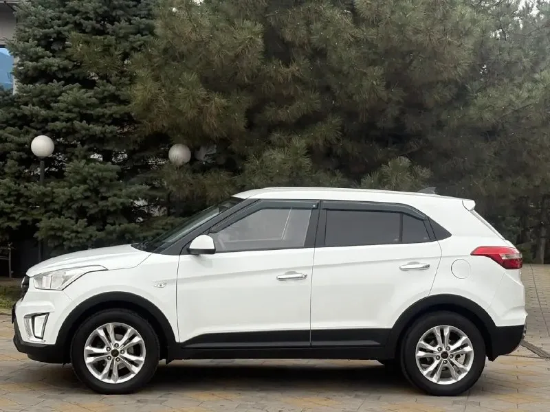 Продам hyundai creta год:2019 цена:1.720.000₽торг номер: +7 909 422-39-48 телеграмм и мах :1.6 коробка:автомат привод передний 2️⃣хозяина авто в идеальном состоянии весь в родной краски!абсолютно без вложений сел и поехал, технически авто без проблем не стучит не гремит весь обслужен от а до я коробка и мотор в в идеальном состоянии! любые проверки со стороны покупателя ! кузов в превосходном состоянии без вмятин ржавчин и царапин выглядит как на фото! машинка в хорошей комплектации, мульти руль, подогрев руля, подогрев всех четырех сидений, электра регулировка зеркал, обогрев переднего и заднего стекла, помощь при спуски и подъеме, камера заднего вида, круиз контроль! и много другое, также зеленая автотека больше информации по телефону 📞 звоните: +7(909)4223948 - фотография - 6