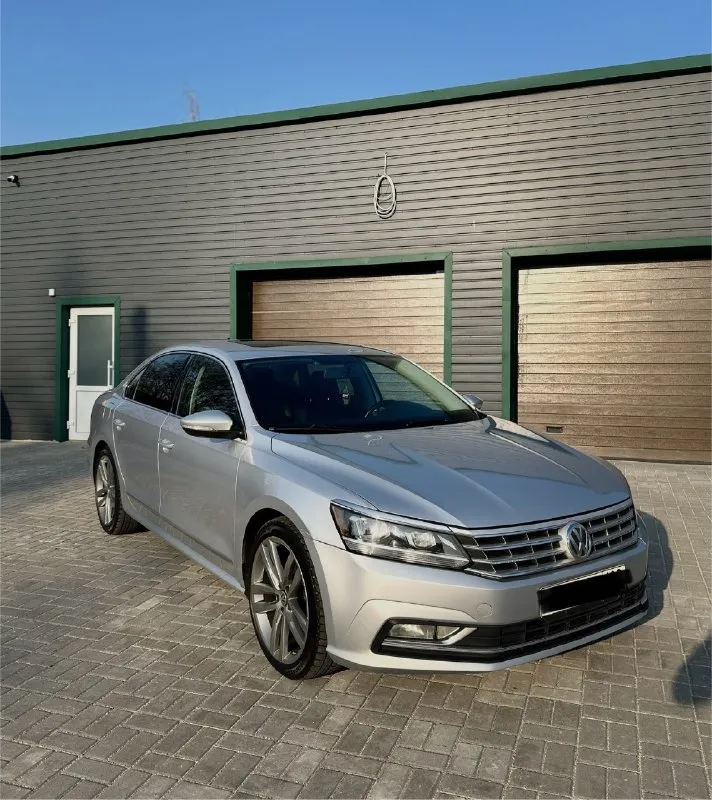 Продам свой автомобиль
Volkswagen passat b7+
Год выпуска 2016 ( декабрь месяц )
Коробка автомат 6 ступенчатый aisin
Объем 1.8t
Пробег автомобиля 180.000 км
Машина в отличном состоянии, надежный двигателей-работает отлично! Масло менялось своевременно, на масле не экономил, менял цепи.
Ходовая без намека на ремонт.
Кузов и состояние машины видно по фото
Салон свежей машины, пред максимальная комплектация: климат контроль, подогрев сидений, carplay, люк, камера заднего вида, парктроники
На оригинальных 19 дисках
2 Комплекта резины, новая зимка
Звоните по номеру или пишите в телеграмм
+79495294231
Осмотр: донецк-макеевка
📞 Звоните: +7(949)5294231 - фотография - 2