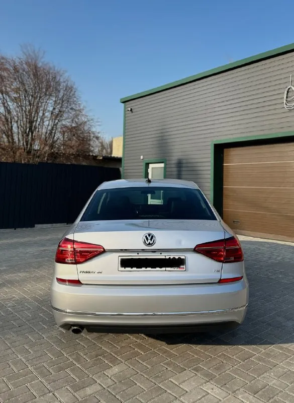 Продам свой автомобиль
Volkswagen passat b7+
Год выпуска 2016 ( декабрь месяц )
Коробка автомат 6 ступенчатый aisin
Объем 1.8t
Пробег автомобиля 180.000 км
Машина в отличном состоянии, надежный двигателей-работает отлично! Масло менялось своевременно, на масле не экономил, менял цепи.
Ходовая без намека на ремонт.
Кузов и состояние машины видно по фото
Салон свежей машины, пред максимальная комплектация: климат контроль, подогрев сидений, carplay, люк, камера заднего вида, парктроники
На оригинальных 19 дисках
2 Комплекта резины, новая зимка
Звоните по номеру или пишите в телеграмм
+79495294231
Осмотр: донецк-макеевка
📞 Звоните: +7(949)5294231 - фотография - 5