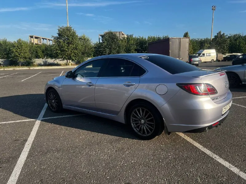 🚘 mazda 6 gh, 2008 год, 186 пробег. 2.0 бензин, коробка автомат ✅машина ухоженная, владею 2.5 года. устранены все болезни модели. 35к назад выполнена замена колец и доработка поршненой группы. расхода масла нет совсем, что редкость для данного кузова. замена масла каждые 5к. ✅полностью обслужена/ подробно расскажу при встрече. кондиционер заправлен. 📌есть притертость по заднему бамперу(торг на покраску). ✅из допов: -оригинальный спойлер+диффузор -светодионые катафоты -хорошие билед линзы -сигнализация с автозапуском starline -2 комплетка резины на дисках(заводские - зима+ лето литые)(зима прошла 2 сезона, лето с мая) -покрыта керамикой и антидождем в начале лета -заменена музыка полностью 📌продаю пока интересующая меня машина в продаже. 💸стоимость - 875 т. р. реальному покупателю очень хороший торг. 📍территориально - донецк. +79493237485 николай 📲 tg: @markubi777 📞 звоните: +7(949)3237485 - фотография - 3