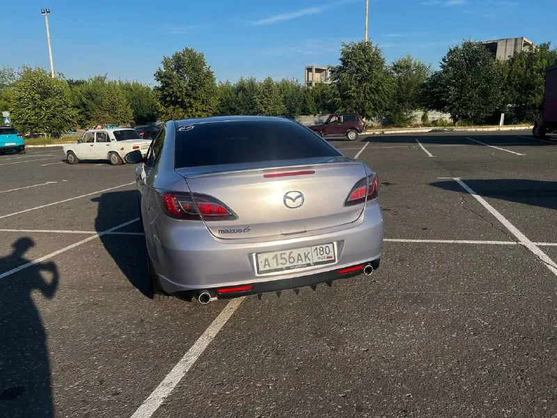 🚘 mazda 6 gh, 2008 год, 186 пробег. 2.0 бензин, коробка автомат ✅машина ухоженная, владею 2.5 года. устранены все болезни модели. 35к назад выполнена замена колец и доработка поршненой группы. расхода масла нет совсем, что редкость для данного кузова. замена масла каждые 5к. ✅полностью обслужена/ подробно расскажу при встрече. кондиционер заправлен. 📌есть притертость по заднему бамперу(торг на покраску). ✅из допов: -оригинальный спойлер+диффузор -светодионые катафоты -хорошие билед линзы -сигнализация с автозапуском starline -2 комплетка резины на дисках(заводские - зима+ лето литые)(зима прошла 2 сезона, лето с мая) -покрыта керамикой и антидождем в начале лета -заменена музыка полностью 📌продаю пока интересующая меня машина в продаже. 💸стоимость - 875 т. р. реальному покупателю очень хороший торг. 📍территориально - донецк. +79493237485 николай 📲 tg: @markubi777 📞 звоните: +7(949)3237485 - фотография - 4