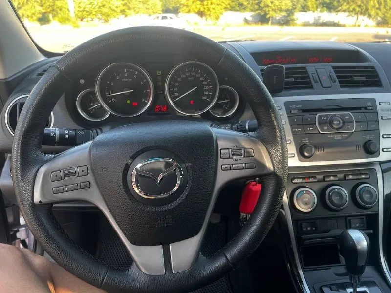 🚘 mazda 6 gh, 2008 год, 186 пробег. 2.0 бензин, коробка автомат ✅машина ухоженная, владею 2.5 года. устранены все болезни модели. 35к назад выполнена замена колец и доработка поршненой группы. расхода масла нет совсем, что редкость для данного кузова. замена масла каждые 5к. ✅полностью обслужена/ подробно расскажу при встрече. кондиционер заправлен. 📌есть притертость по заднему бамперу(торг на покраску). ✅из допов: -оригинальный спойлер+диффузор -светодионые катафоты -хорошие билед линзы -сигнализация с автозапуском starline -2 комплетка резины на дисках(заводские - зима+ лето литые)(зима прошла 2 сезона, лето с мая) -покрыта керамикой и антидождем в начале лета -заменена музыка полностью 📌продаю пока интересующая меня машина в продаже. 💸стоимость - 875 т. р. реальному покупателю очень хороший торг. 📍территориально - донецк. +79493237485 николай 📲 tg: @markubi777 📞 звоните: +7(949)3237485 - фотография - 5