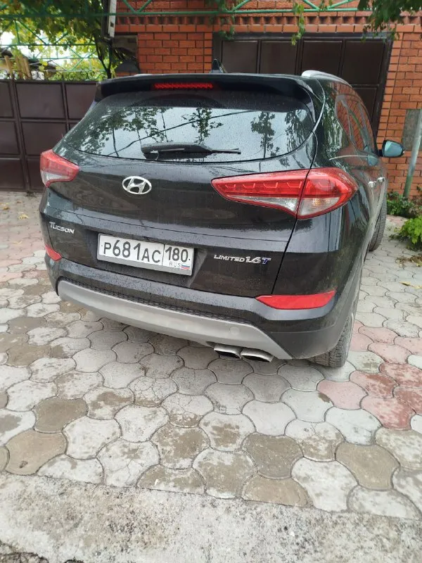 Продам hyundai туксон 2017 г. 1.6at. третье поколение.177л. с. пробег 100т. км. кожаный салон. климат. и так далее. в отличном состоянии. 2050000руб. +79497096683 📲 tg: владимир 📞 звоните: +7(949)7096683 - фотография - 6