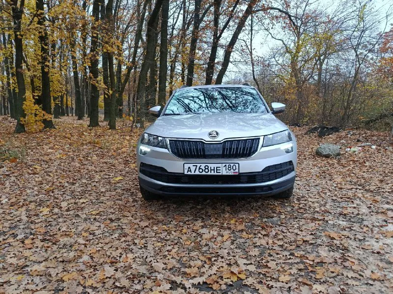 Продам skoda karoq 2020 г 1,4 turbo, акпп 152 л с пробег 106000 тыс. продажа от собственника машина... - фотография