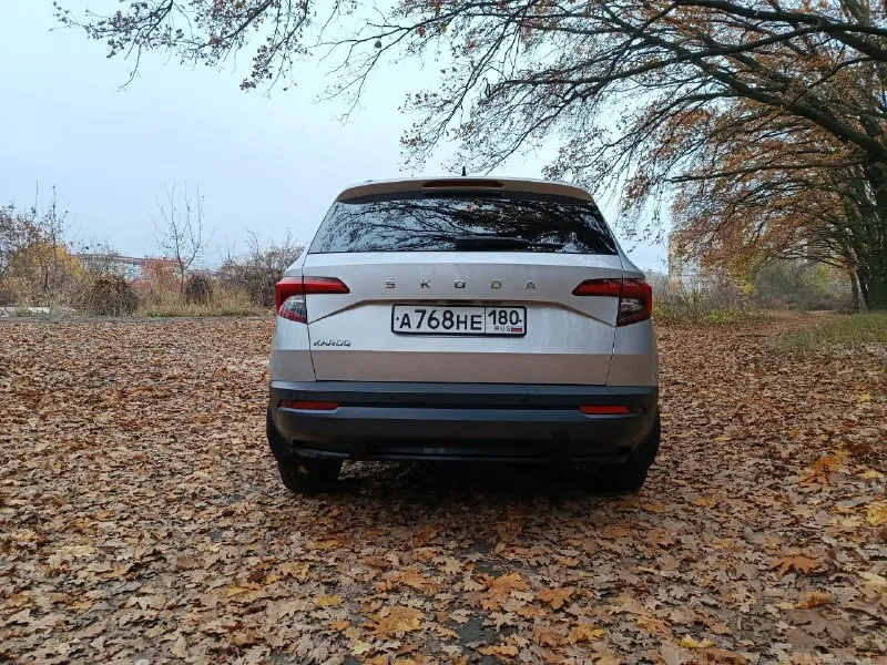 Продам skoda karoq 2020 г 1,4 turbo, акпп 152 л с пробег 106000 тыс. продажа от собственника машина в достойном состоянии, салон как новый. хорошая комплектация. донецк все детали по телефону +79494928738 - фотография - 4