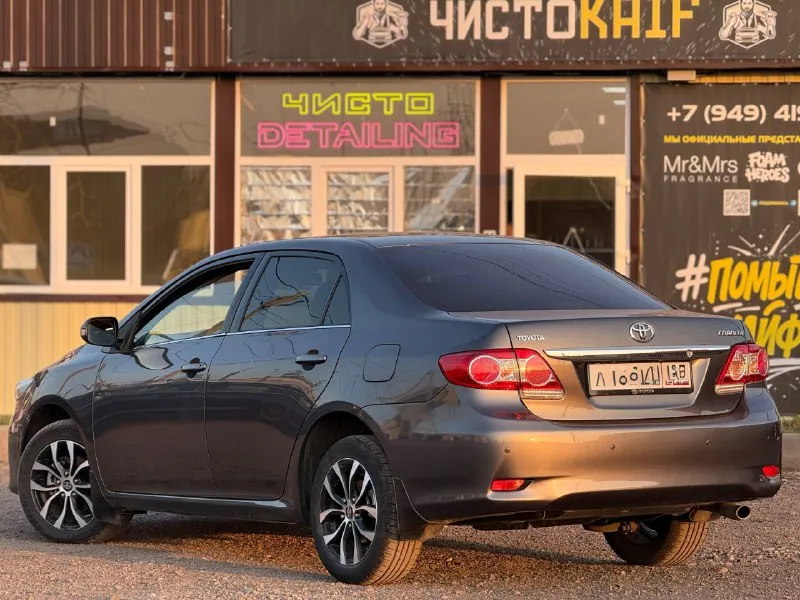 Цена: 1.120.000 toyota corolla 2011г двигатель: 1.6 бензин ⛽️ кпп: полноценный автомат! пробег: 175.000 автомобиль обслужен, вложений не требует! двигатель работает идеально, коробка листает отлично! салон ухожен, не затерт! в салоне не курили! чистая история, 2 владельца. осмотр: донецк номер: +79494999290 ( тг на этом же номере) - фотография - 3