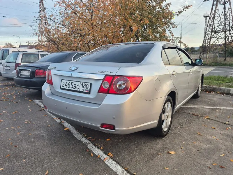 Chevrolet эпика. 2008г. 2.0 газ бензин. двигатель работает идеально, масло не расходует, задиров в цилиндрах нет. кузов не гнилой. стекла все родные. местный автомобиль, документы в порядке. цена 550тыс. рублей. +79497051696 📞 звоните: +7(949)7051696 - фотография - 2