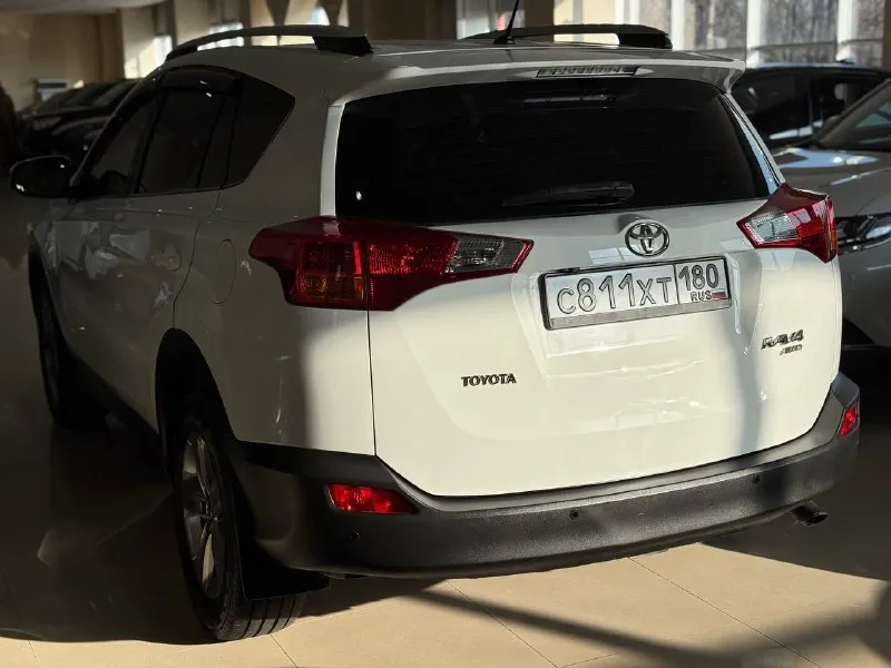 Toyota rav4 год: 2015 двигатель:2.0t дизель кпп: автомат привод: полный пробег:159000км цена:2000000₽ 📞 🇷🇺 звоните: +79496107823 - фотография - 5