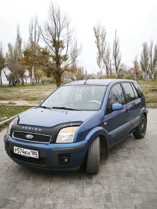 Продам ford фьюжн 2007 г. в. 1.4 v 16 185 тыс. авто в отличном состоянии, в родном окрасе. кондиционер, чистый ухоженный салон, сигнализация, центральный замок, стеклоподъёмники, электрозеркала, титановые диски. машина в цена 605 тыс. +79497220171 📲 tg: анастасия 📞 звоните: +7(949)7220171 - фотография - 3