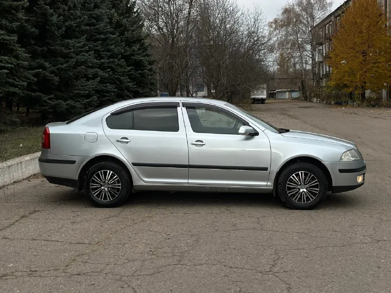 Продам skoda octavia а5 2008года выпуска 1.8 кпп механика 6-ст в хорошем состоянии, без гнили и ржавчины хорошая комплектация. работает абсолютно всё. bzb, цепь в превосходном состоянии не растянутая. 730.000руб вопросы по телефону. +7949-024-12-22 или телеграмм +7911-396-85-84 📞 звоните: +7(949)0241222 - фотография - 4