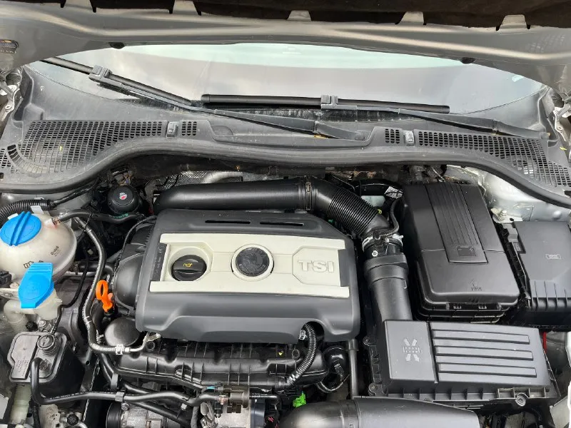 Продам skoda octavia а5 2008года выпуска 1.8 кпп механика 6-ст в хорошем состоянии, без гнили и ржавчины хорошая комплектация. работает абсолютно всё. bzb, цепь в превосходном состоянии не растянутая. 730.000руб вопросы по телефону. +7949-024-12-22 или телеграмм +7911-396-85-84 📞 звоните: +7(949)0241222 - фотография - 9