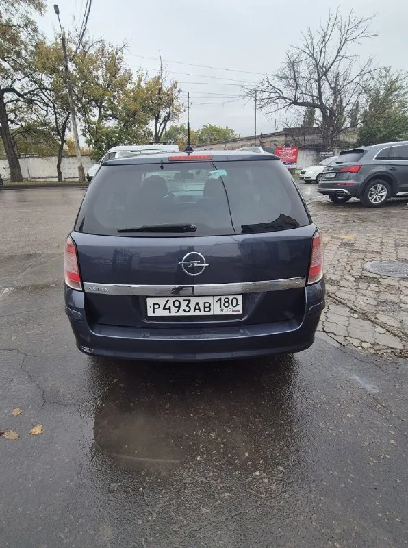 Продам opel астра h 2007 в кузове универсал. 1.8, автомат, пробег 306к, состояние хорошее, не бит. к... - фотография